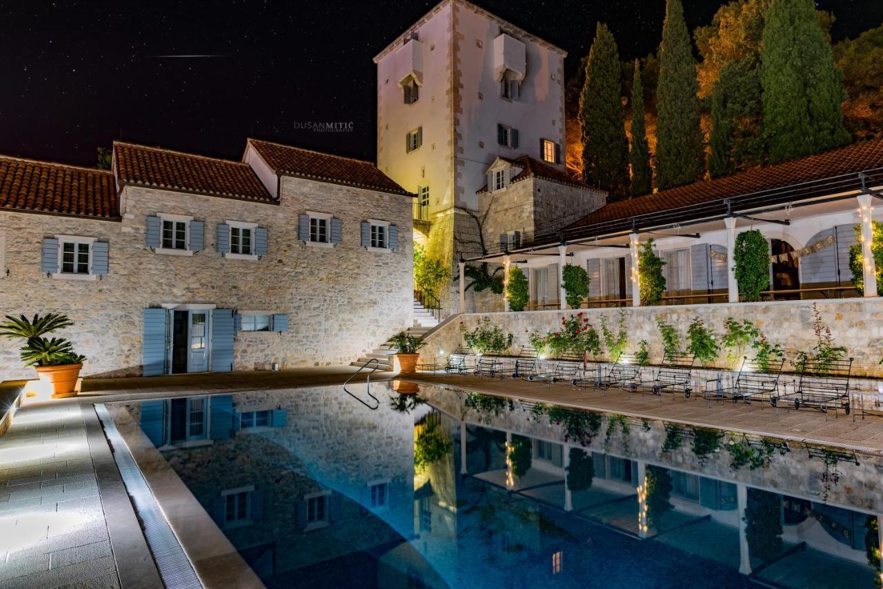 Heritage Hotel Martinis Marchi Maslinica Exterior photo