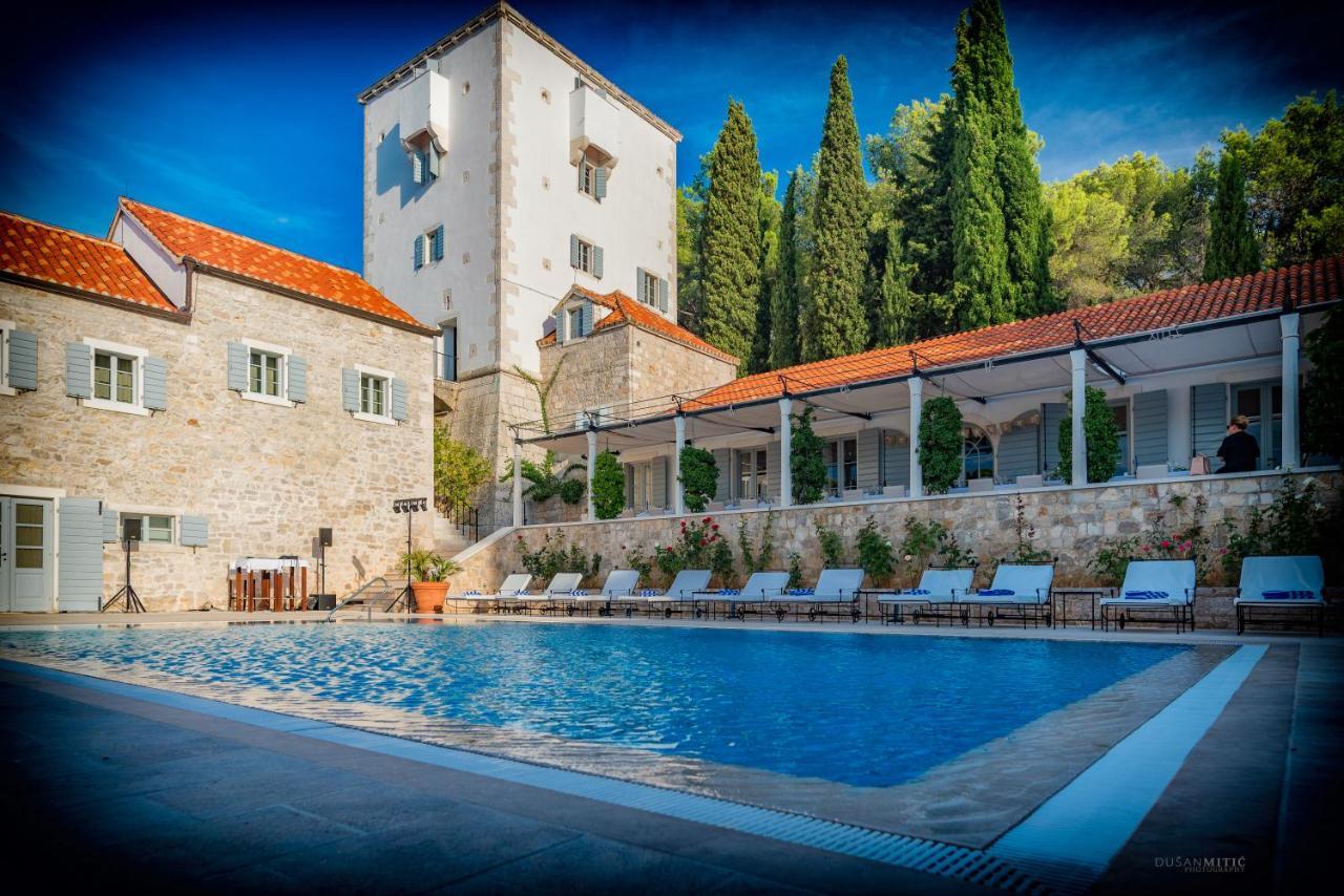 Heritage Hotel Martinis Marchi Maslinica Exterior photo